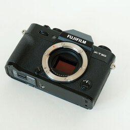 FUJIFILM X-T30