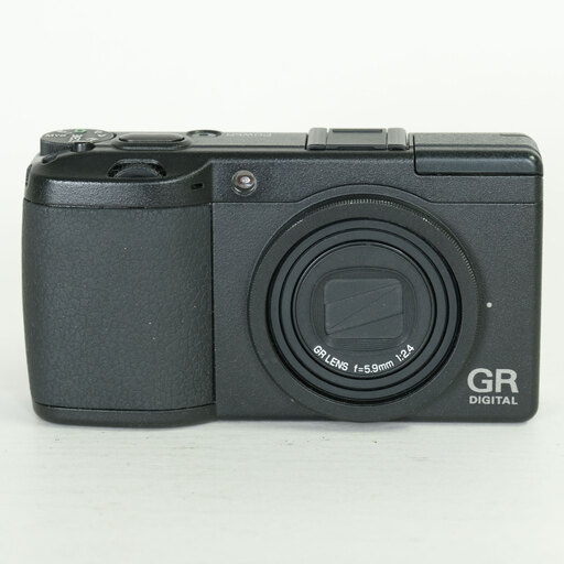 RICOH GR DIGITAL II