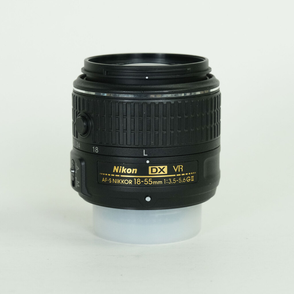 Nikon AF-S DX NIKKOR 18-55mm f3.5-5.6G VR II