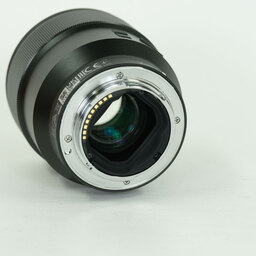 SONY FE 85mm F1.8 SEL85F18