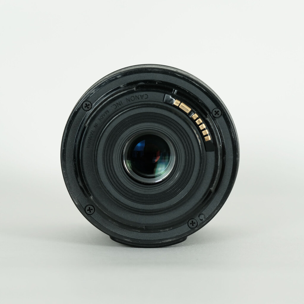 Canon EF-S18-55mm F3.5-5.6 IS STM