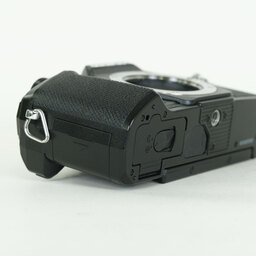 OLYMPUS OM-D E-M5 Mark III