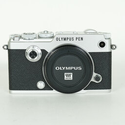 OLYMPUS PEN-F