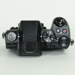 Panasonic LUMIX DMC-G8