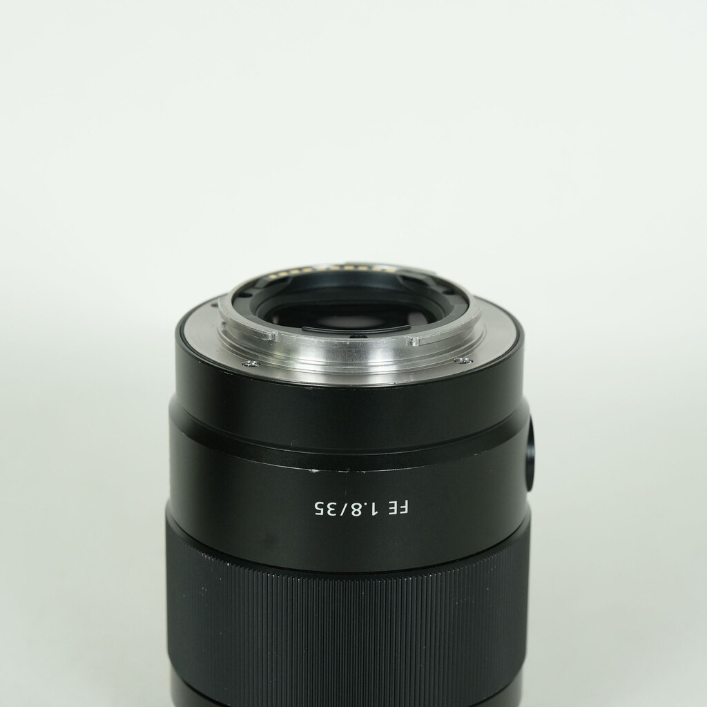 SONY FE 35mm F1.8 SEL35F18F