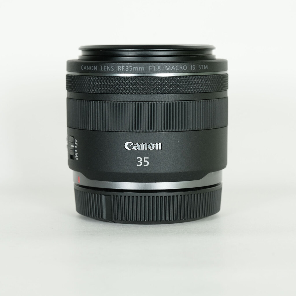 Canon RF35mm F1.8 MACRO IS STM