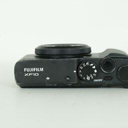 FUJIFILM XF10 ブラック