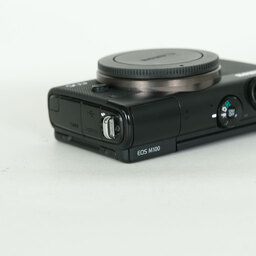 Canon EOS M100