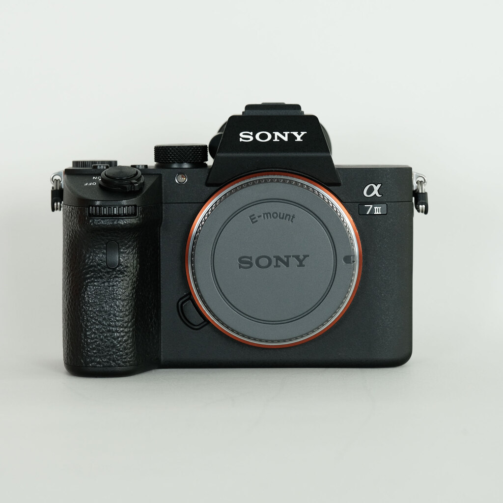 SONY α7 III(ILCE-7M3) SONY α7 III(ILCE-7M3)
