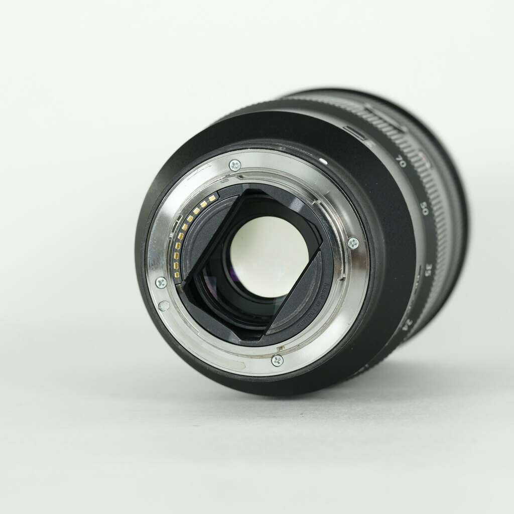 SONY FE 24-70mm F2.8 GM SEL2470GMの出品 | ONE SCENE（ワンシーン）