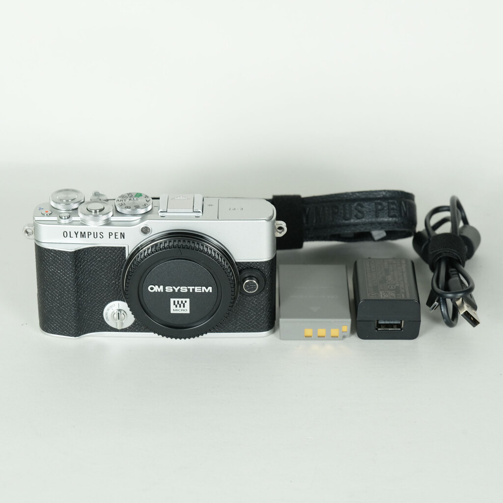 【値下げ不可】美品 OLYMPUS PEN E-P7 ボディ OLYMPUS PEN E-P7の出品 | ONE SCENE（ワンシーン）