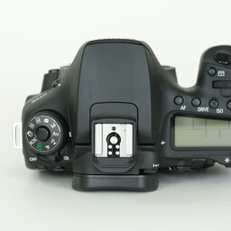 Canon EOS 90D
