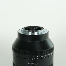 SONY Planar T* FE 50mm F1.4 ZA SEL50F14Z SONY Planar T* FE 50mm F1.4 ZA SEL50F14Z