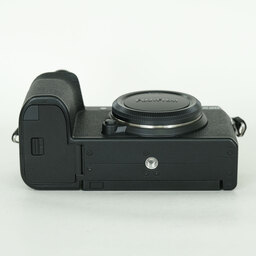 FUJIFILM X-S20