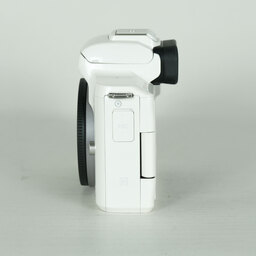 Canon EOS Kiss M