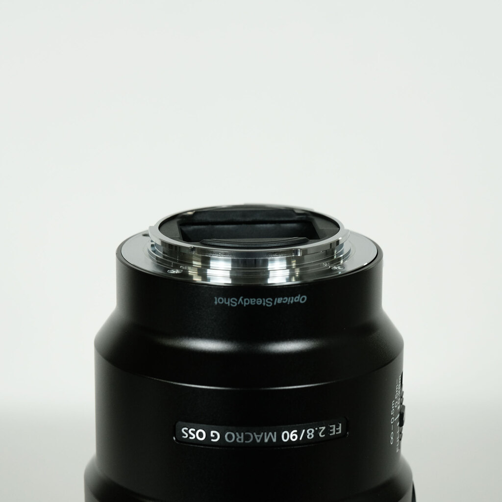 SONY FE 90mm F2.8 Macro G OSS SEL90M28G