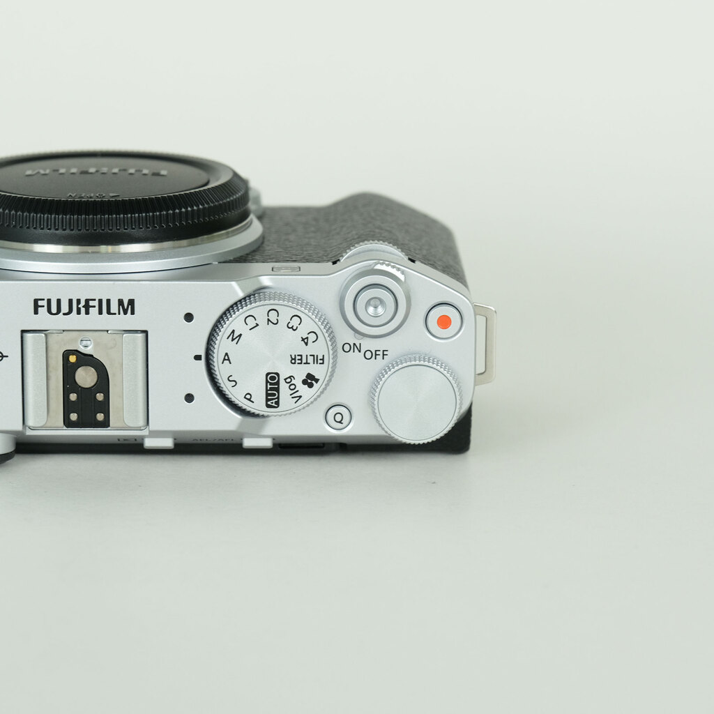 FUJIFILM X-M5 FUJIFILM X-M5