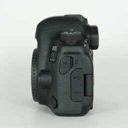 Canon EOS 6D Mark II
