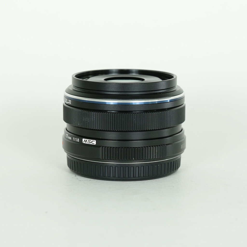 OLYMPUS M.ZUIKO DIGITAL 17mm F1.8