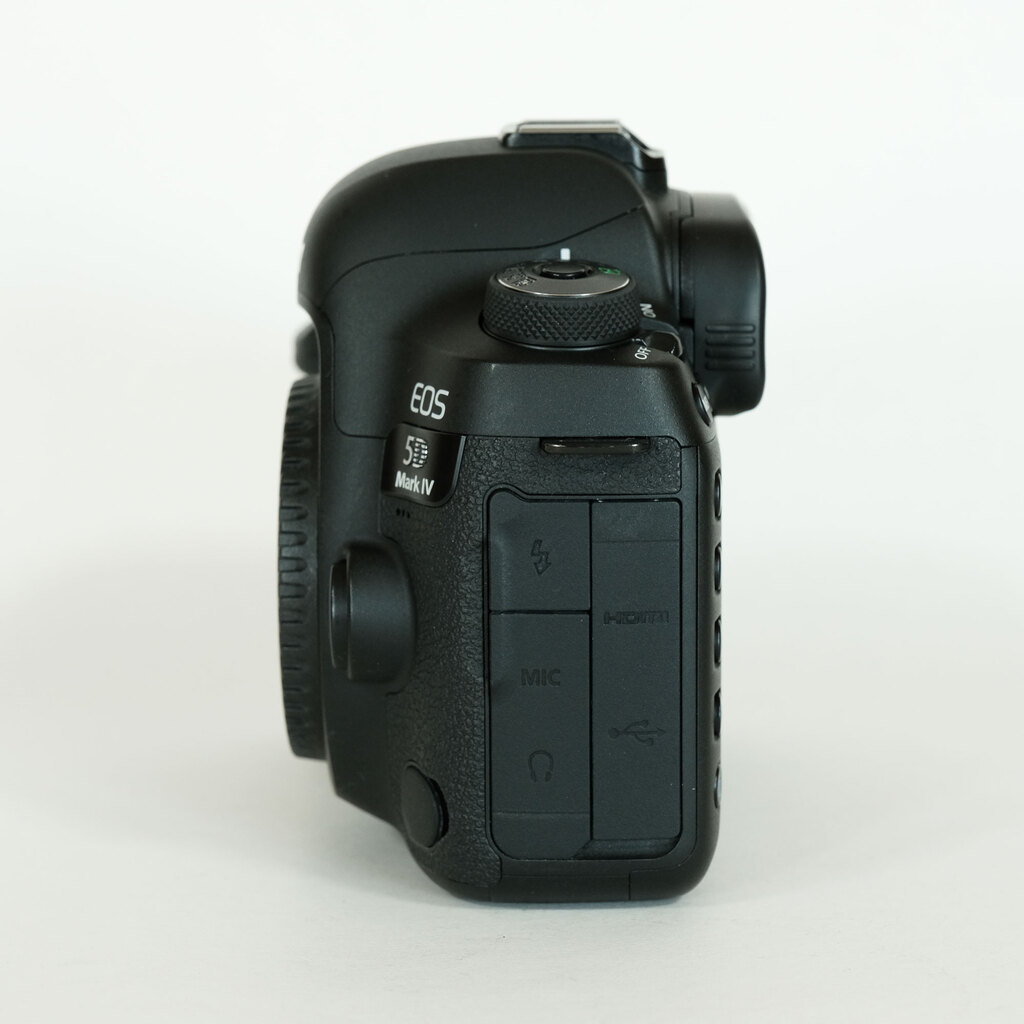 Canon EOS 5D Mark IV