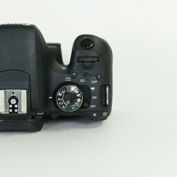 Canon EOS Kiss X9i