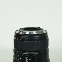 Canon EF16-35mm F4L IS USM