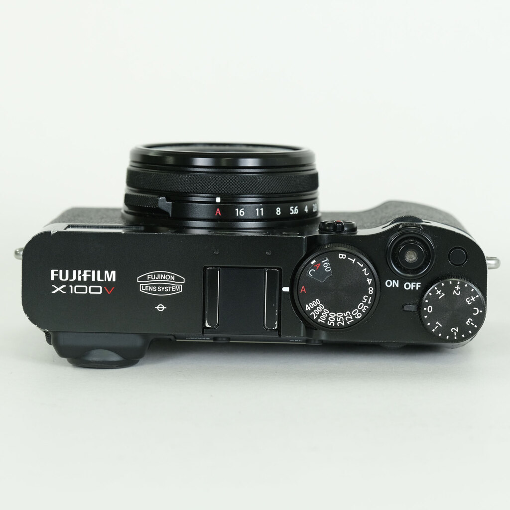 FUJIFILM X100V ブラック