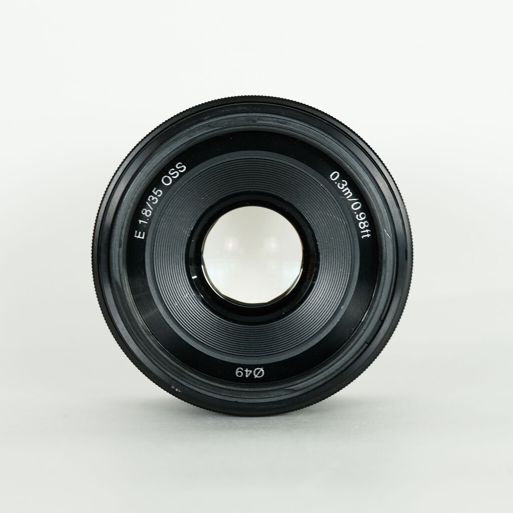 SONY E 35mm F1.8 OSS SEL35F18