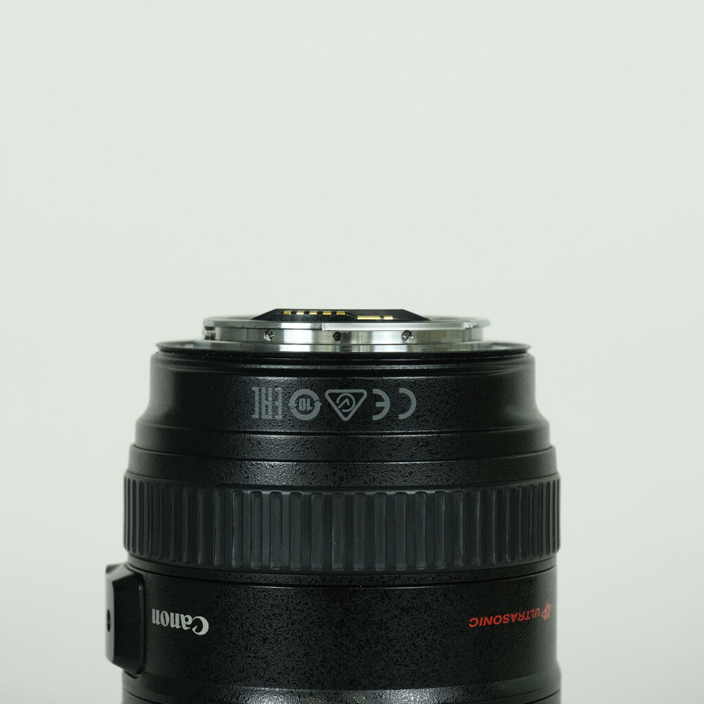 Canon EF24-105mm F4L IS USM Canon EF24-105mm F4L IS USM
