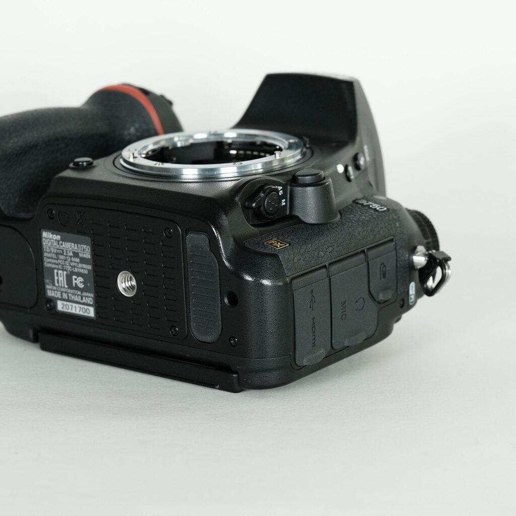 Nikon D750