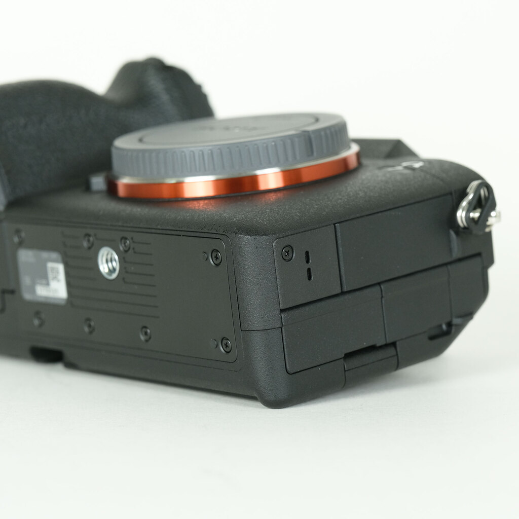 SONY α7 IV(ILCE-7M4) SONY α7 IV(ILCE-7M4)