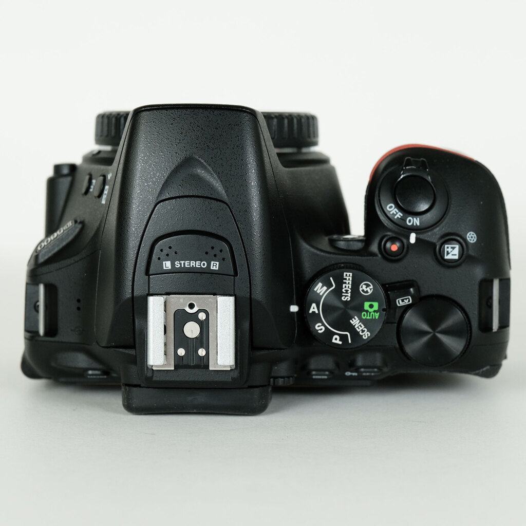 Nikon D5600