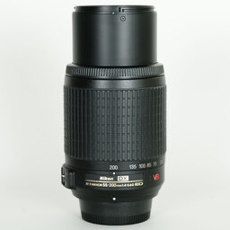 Nikon AF-S DX VR Zoom-Nikkor 55-200mm F4-5.6G IF-ED Nikon AF-S DX VR Zoom-Nikkor 55-200mm F4-5.6G IF-ED
