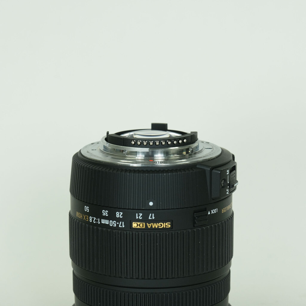 SIGMA 17-50mm F2.8 EX DC OS HSM (ニコンF用)