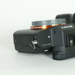 SONY α7 II（ILCE-7M2）