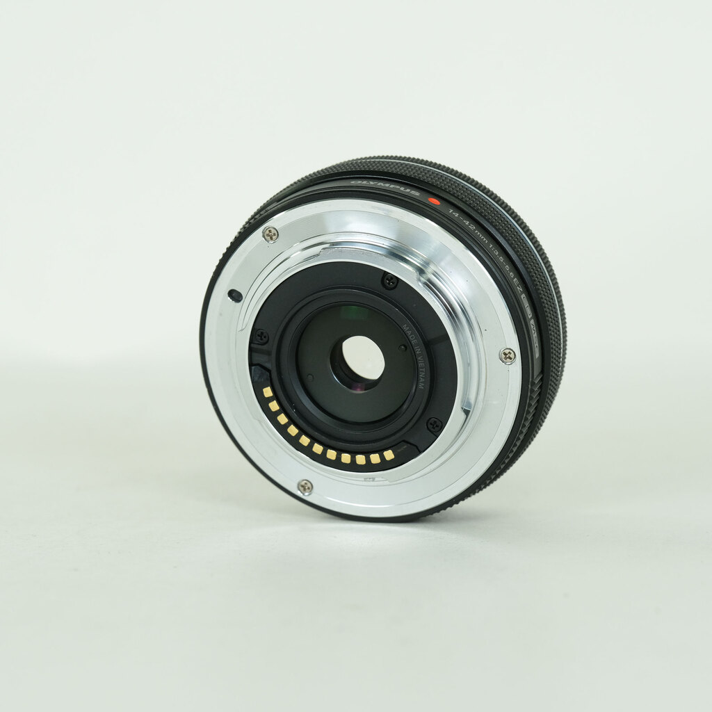 OLYMPUS M.ZUIKO DIGITAL ED 14-42mm F3.5-5.6 EZ ブラック