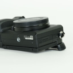 SONY α6400（ILCE-6400）