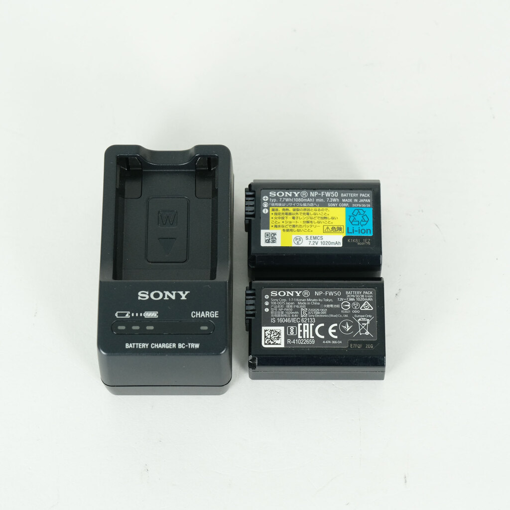 SONY α6000（ILCE-6000）の出品 | ONE SCENE（ワンシーン）