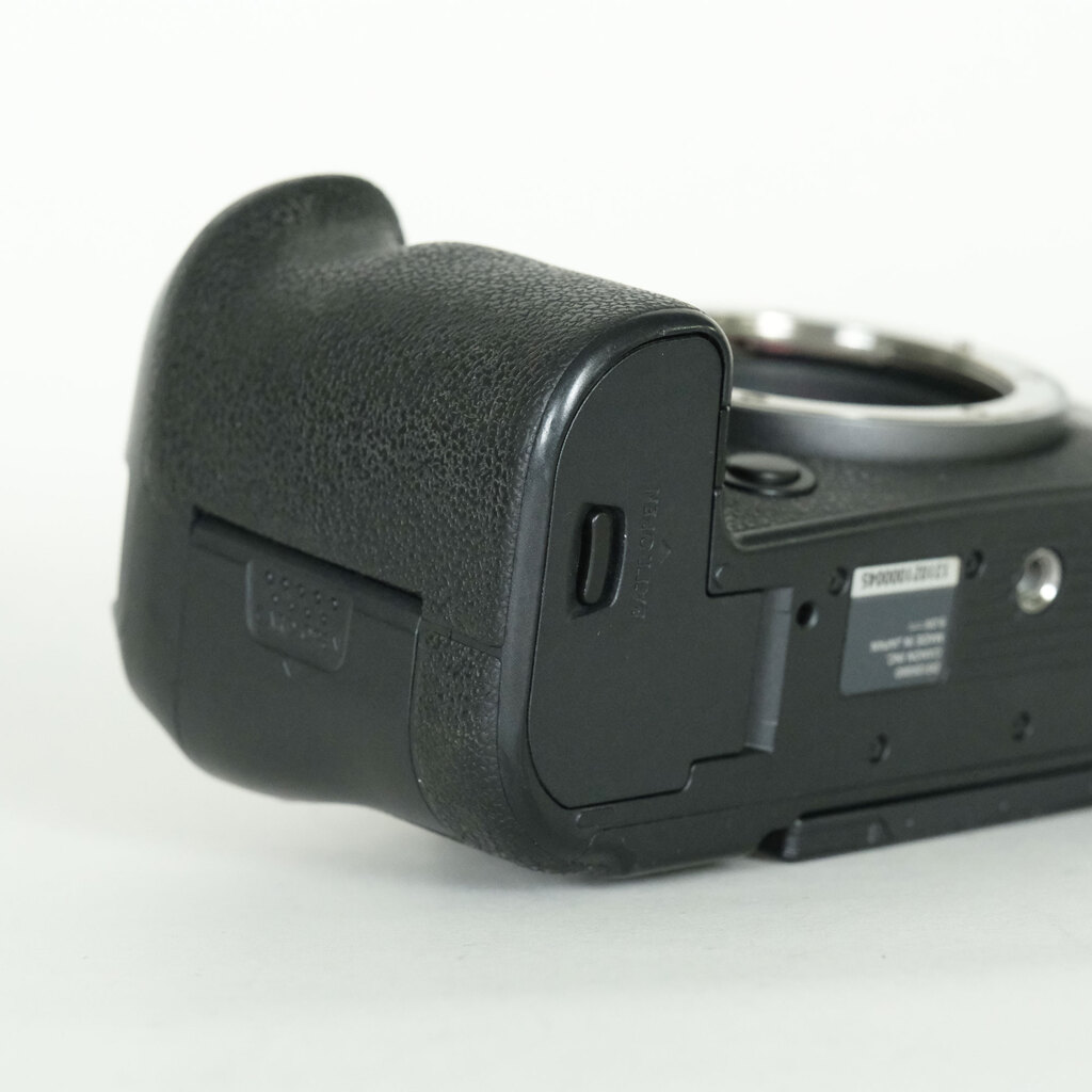 Canon EOS R6 Mark II Canon EOS R6 Mark II