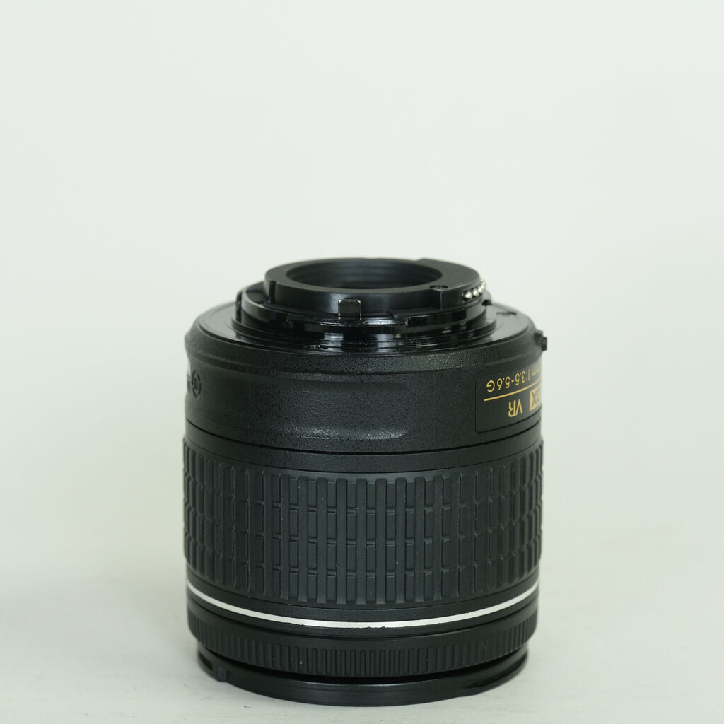 Nikon AF-P DX NIKKOR 18-55mm F3.5-5.6G VR