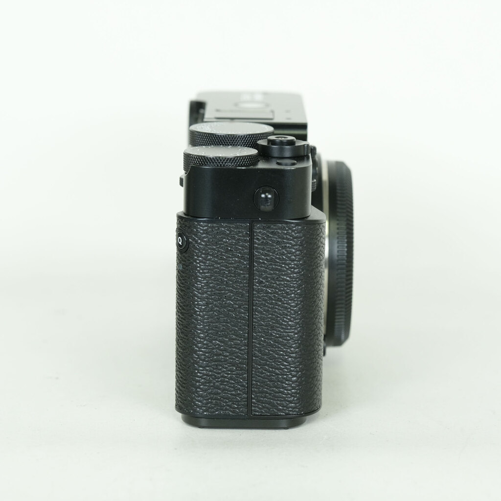 FUJIFILM X-E5