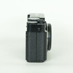 FUJIFILM X-E5