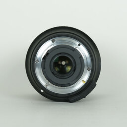 Nikon AF-S DX NIKKOR 18-300mm f/3.5-6.3G ED VR Nikon AF-S DX NIKKOR 18-300mm f/3.5-6.3G ED VR