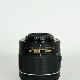 Nikon AF-P DX NIKKOR 18-55mm F3.5-5.6G VR