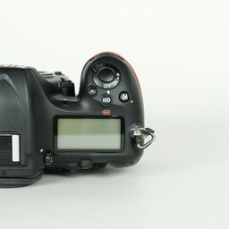 Nikon D500