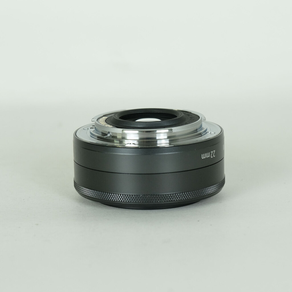 Canon EF-M22mm F2 STM Canon EF-M22mm F2 STM