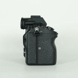 SONY α7 III（ILCE-7M3）
