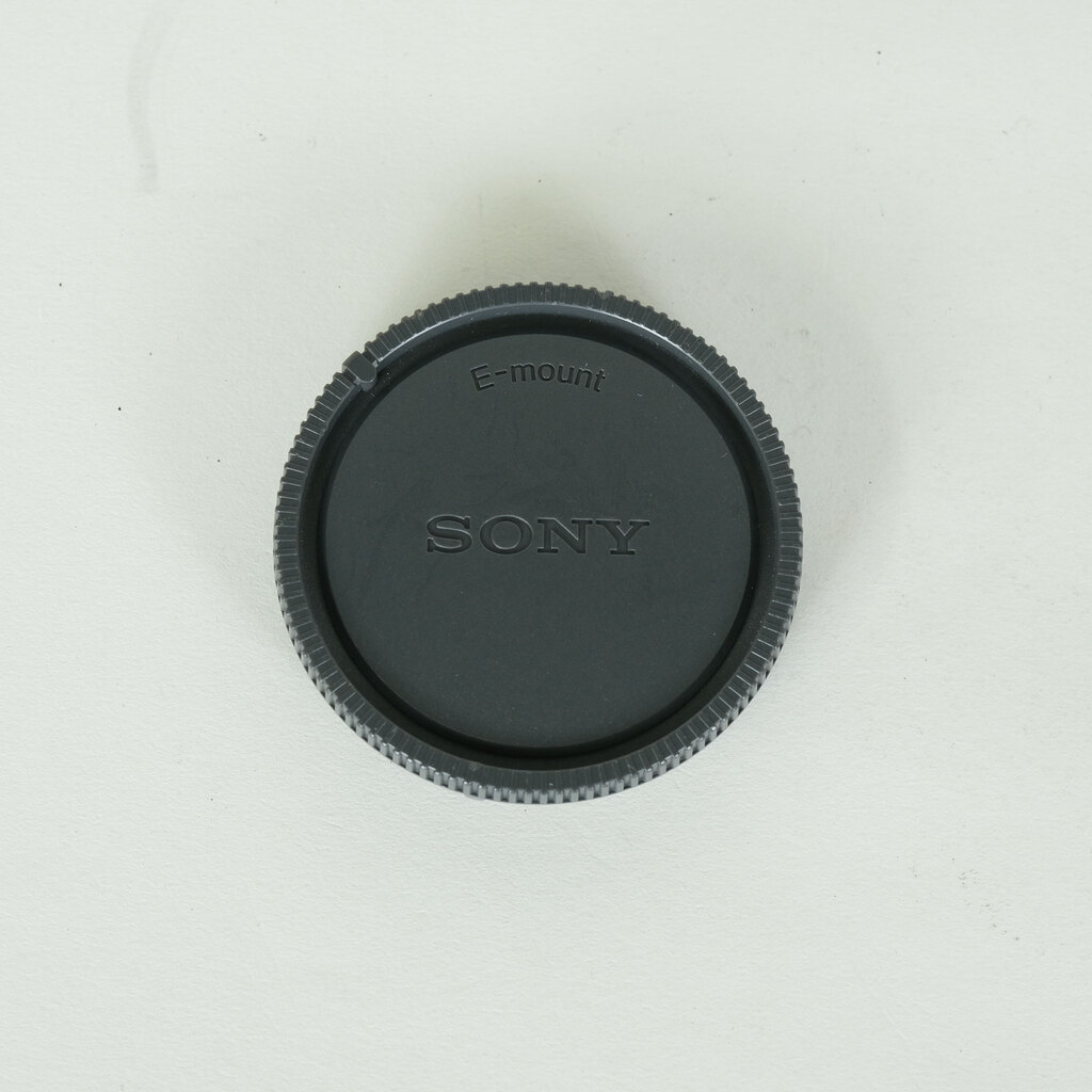 SONY FE 135mm F1.8 GM SEL135F18GM