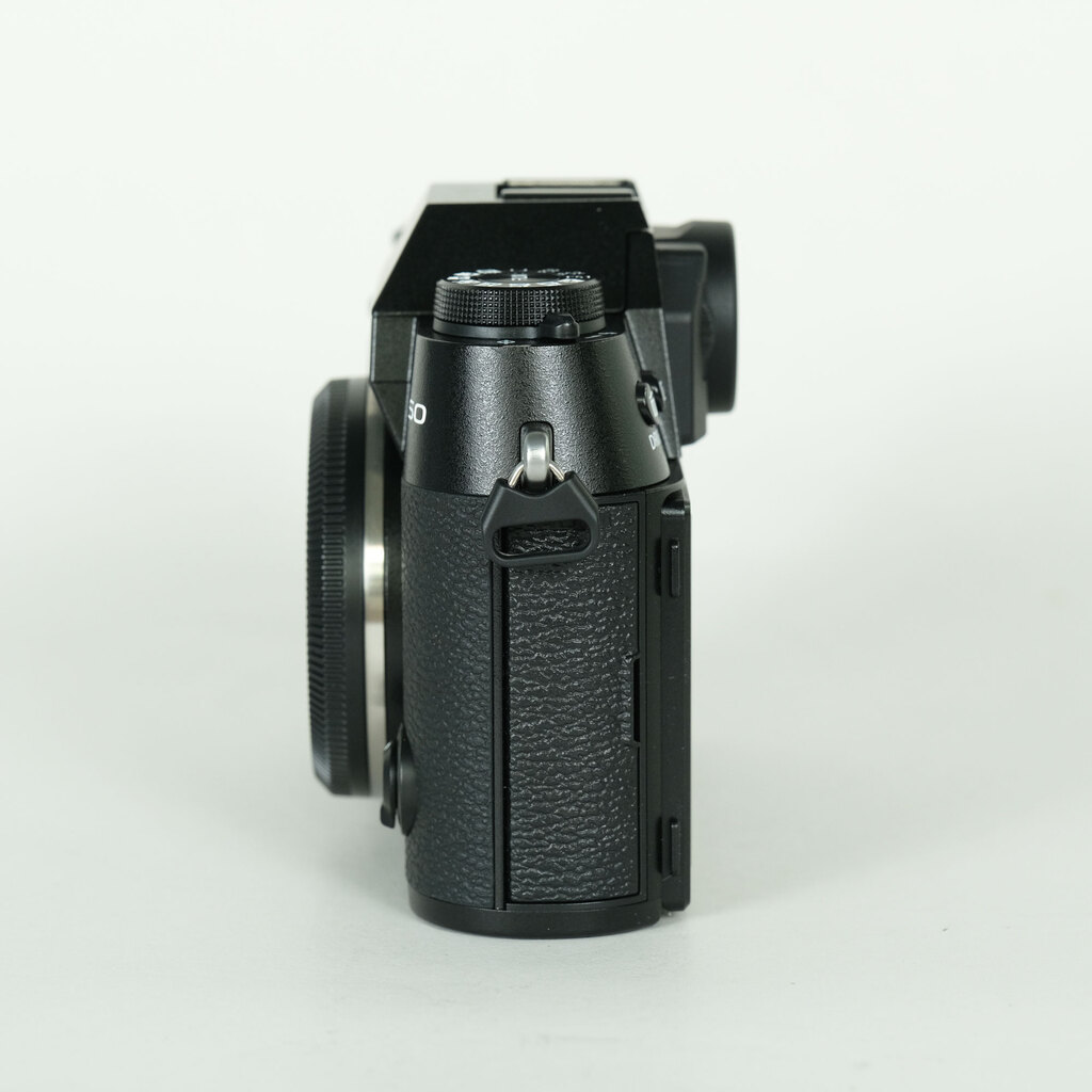 FUJIFILM X-T50 [�{�f�B �u���b�N]