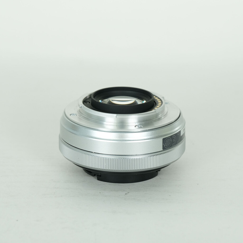 FUJIFILM XF27mm F2.8 シルバーの出品 | ONE SCENE（ワンシーン）